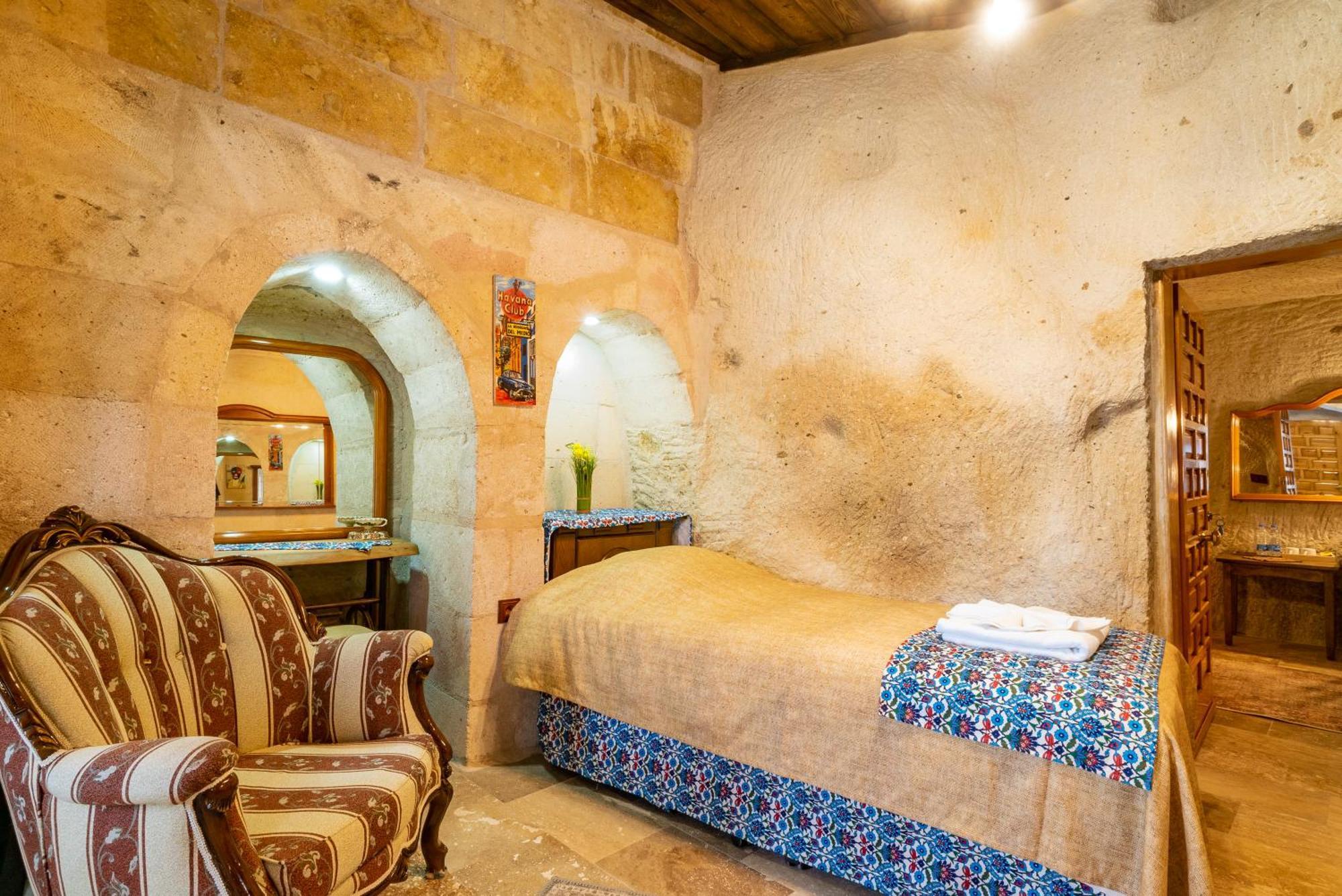 Cappadocia Inans Cave & Swimming Pool Hot Hotel Nevsehir Exterior photo